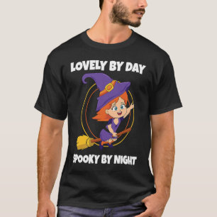 Levendig door de dag van de woordspeling van de na t-shirt