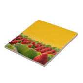 Levendig Rood Aardbeiveld Tegeltje (Zijkant)