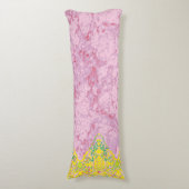 Levendig stofpatroon met roze, geel en lichaamskussen (Voorkant Verticaal)