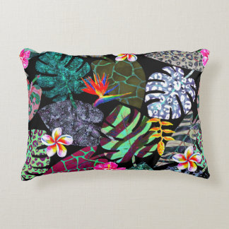 Levendig Tropisch Bladeren en Bloemen Patroon Accent Kussen
