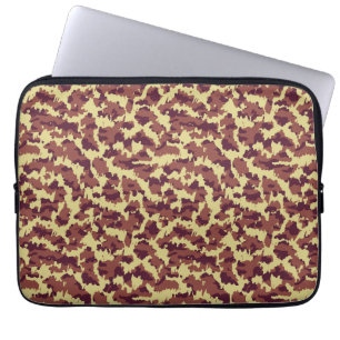 Levendige Camo Doodle Retro Zwart en Rood Naadloos Laptop Sleeve