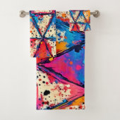 Levendige Driehoek Splatter Art Bad Handdoek (Insitu)