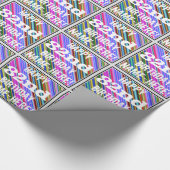 Levendige, kleurrijke 82e verjaardag + aangepaste  cadeaupapier (Hoek)