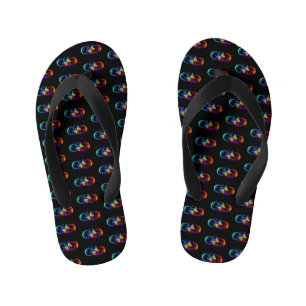 Levendige oneindigheid met een zwarte regenboogvli kinder teenslippers