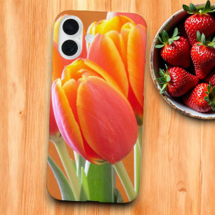 Levendige Oranje gele Tulp foto iPhone 16 Plus Hoesje