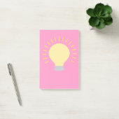 Levendige roze gele gloeilamp post-it® notes (Kantoor)