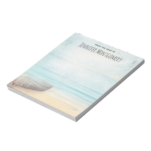 Levendige strand met Boat & Lighthouse Notitieblok (Gedraaid)