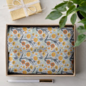 Levendige wilde bloemen en bladeren op witte achte tissuepapier (Geschenk)