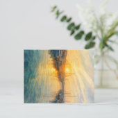 Lever de soleil sur une carte postale de Marina Mé (Debout devant)