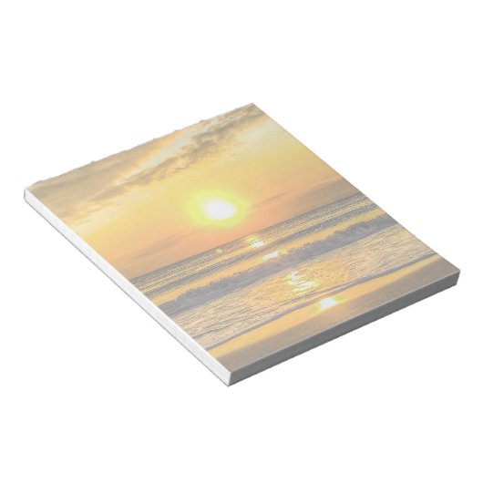 Lever du soleil sur le Bloc-notes de plage (Incliné)