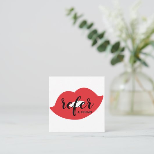 Lèvres rouges aiguiser une carte de référence d'am (Debout devant)