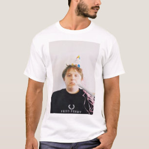 Lewis Capaldi - Birthday Pet T-shirt