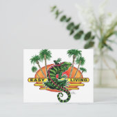 Lézard de détente sur la carte postale de la plage (Debout devant)