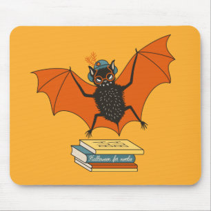 Lezende vleermuis   Whimsical bibliothecaris met b Muismat