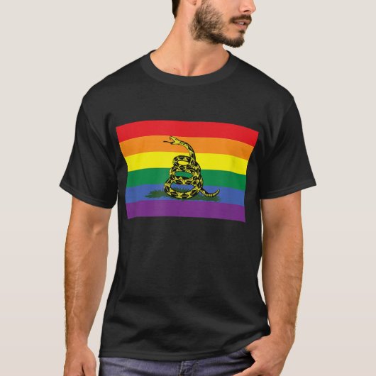 LGBT Pride Don't Tread Rainbow Gadsden Flag T-shirt (Voorkant)