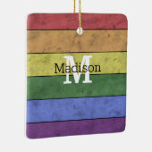 LGBT-vlag: ongeremde regenboogmonogram Keramisch Ornament (Rechts)