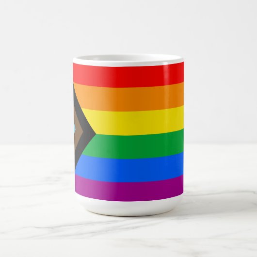 LGBTQ+ Progrès Fierté Drapeau Café Mug (Centre)