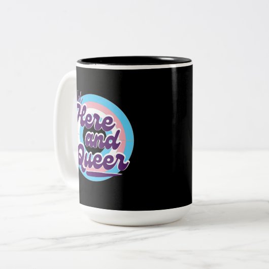 LGBTQ: Transgender Flag - hier en Queer Tweekleurige Koffiemok (Voorkant links)