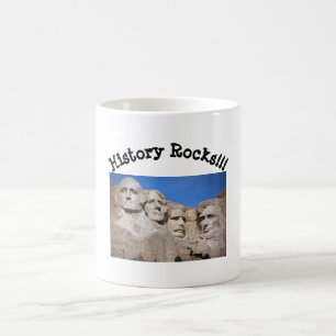 L'histoire bascule la tasse de café