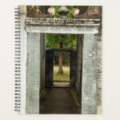 Li Garden Series: Through Ancient Gates Planner (Voorkant)