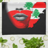 Libanon Vlag en Kaart op het gezicht van het meisj Theedoek (Gevouwen)