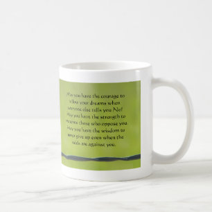 libellule sur la tasse de barbwire, mai vous avez