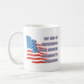 Liberté des forces armées - Mug d'honneur des étud (Gauche)