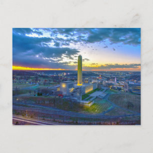 Liberty Memorial bij zonsondergang, Kansas City, M Briefkaart