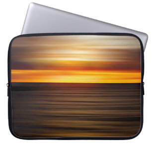 Lichaamslichaam tijdens zonsondergang laptop sleeve