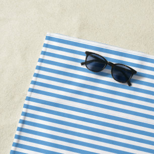 Licht blauw en wit gestreept strandlaken