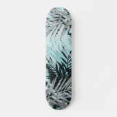 Licht blauw zwart tropisch patroon skateboard (Voorkant)