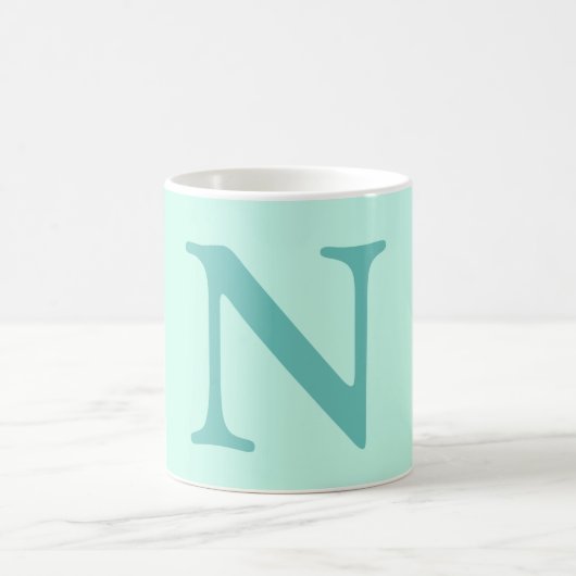 Licht Blauwgroen Initiaal Letter Trendy Pastel Min Koffiemok (Center)