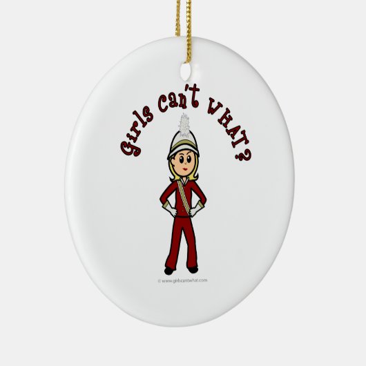 Licht meisje in rode marchingband uniform keramisch ornament (Rechts)