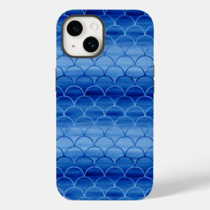 Licht naar donkerblauw gekleurd schaliepatroon Case-Mate iPhone 14 hoesje