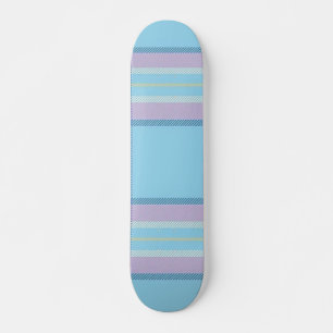 Lichtblauw geruite skateboard