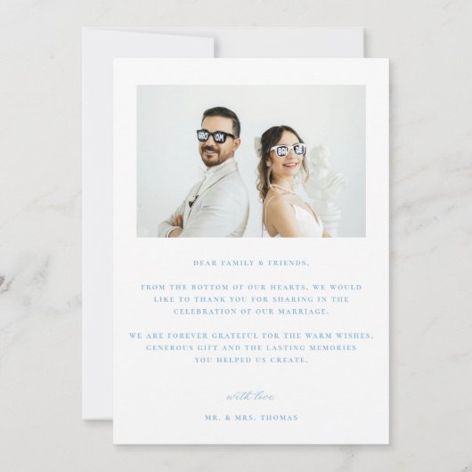 lichtblauw monogram crest bruiloft foto bedankkaart (Achterkant)