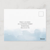 Lichtblauw Waterverven Script Bruiloft RSVP Briefkaart (Achterkant)