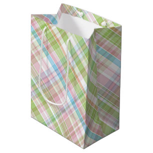 Lichtblauw zachte groene blos roze geruite kunstpa medium cadeauzakje