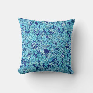 Lichtblauwe bloemen, marineblauwe achtergrond kussen