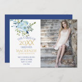 Lichtblauwe en marineblauwe bloemenfoto afstudeerf aankondiging (Voorkant / Achterkant)