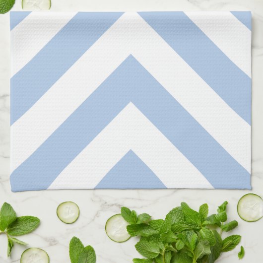 Lichtblauwe en witte chevrons theedoek (Gevouwen)