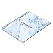 Lichtblauwe en witte nama marmeren achtergrond notitieboek (Linkerzijde)
