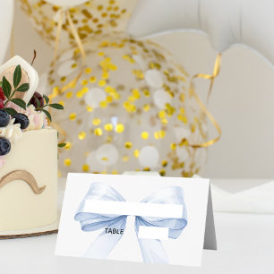 Lichtblauwe strik plaatskaarten elegant gevouwen