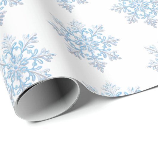 Lichtblauwe witte sneeuwvlok Kerstmis Cadeaupapier (Rol Hoek)