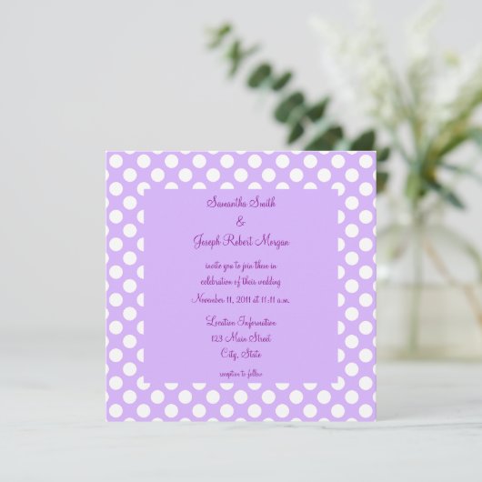 Lichte Paarse en witte pokadodenweddenschap Kaart (Staand voorkant)
