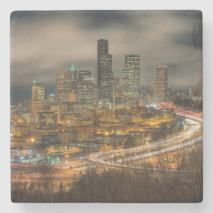 Lichte stromen van auto's 's nachts stenen onderzetter