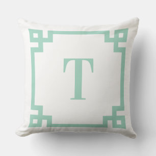 Lichte Teal Griekse Sleutelrand Monogram Buitenkussen