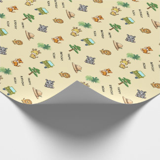 Lichtgele gepersonaliseerde safari dier verjaardag cadeaupapier