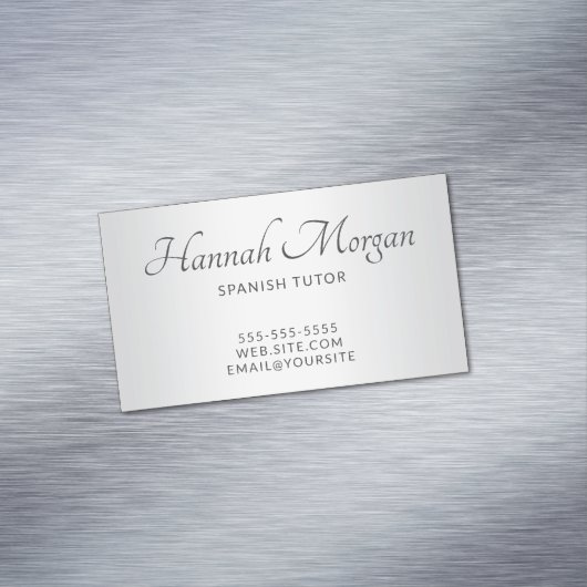 Lichtgrijs Wit Ombre Elegant Script Magnetisch Visitekaartje (Voorbeeld)