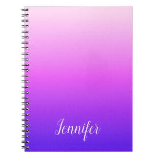 Lichtroze en hete roze violette gepersonaliseerde  notitieboek